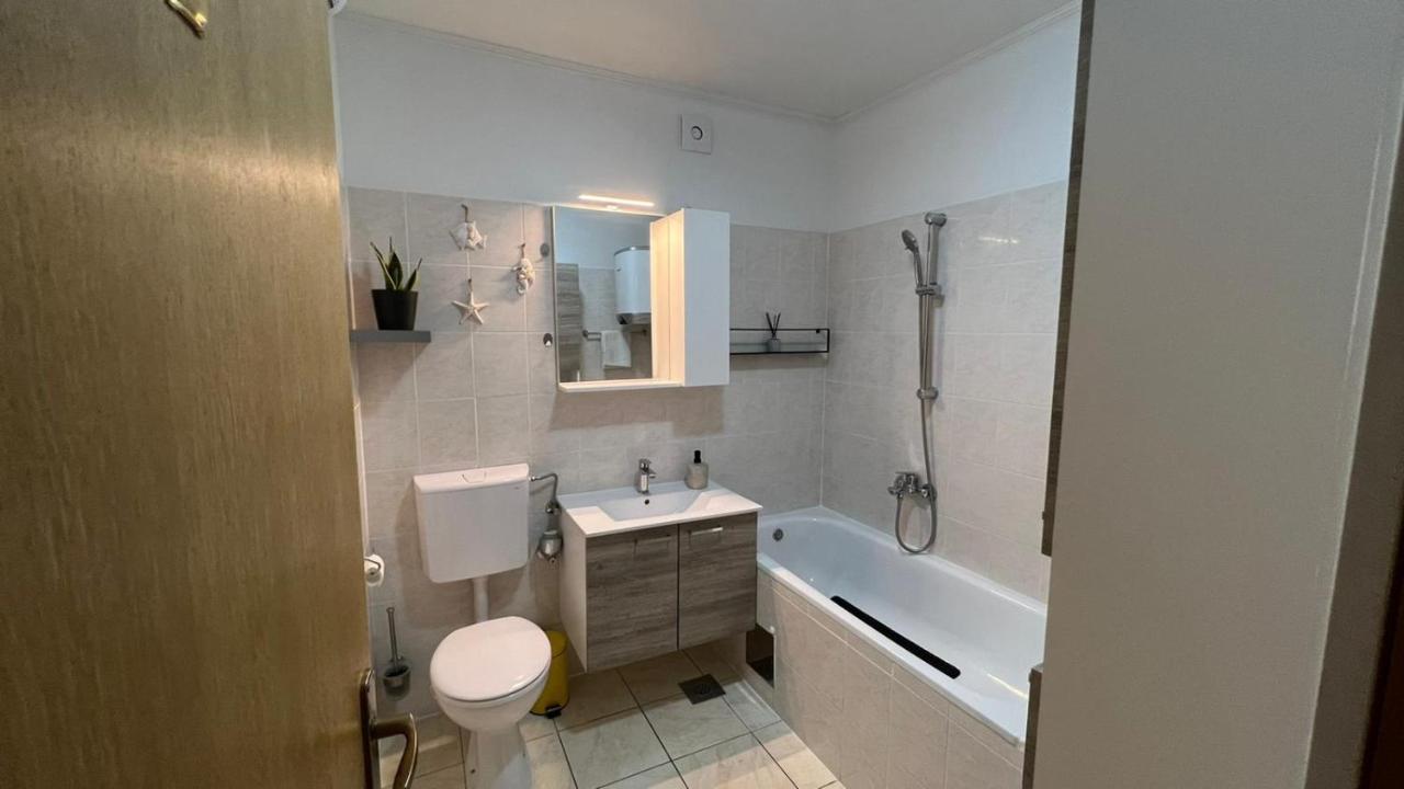 Apartment Magnolia Трогир Екстериор снимка