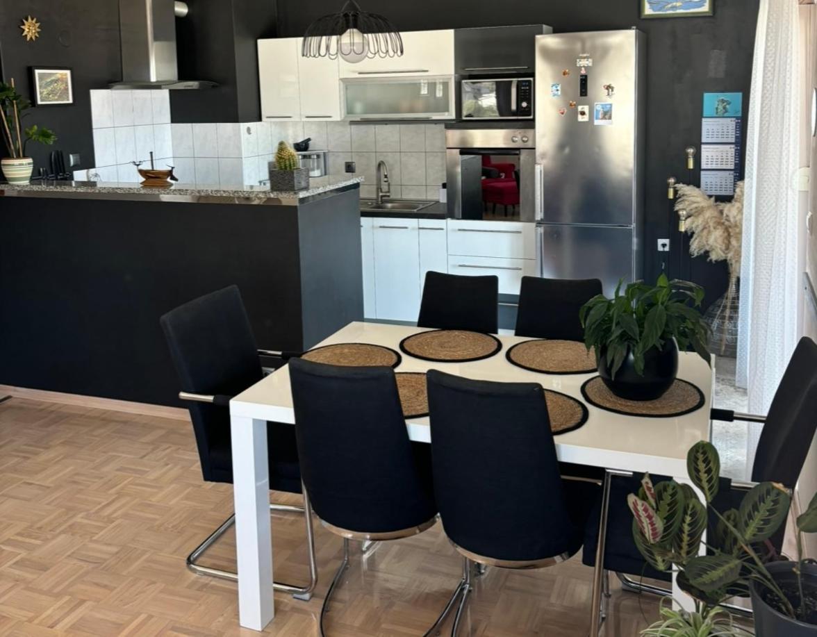 Apartment Magnolia Трогир Екстериор снимка