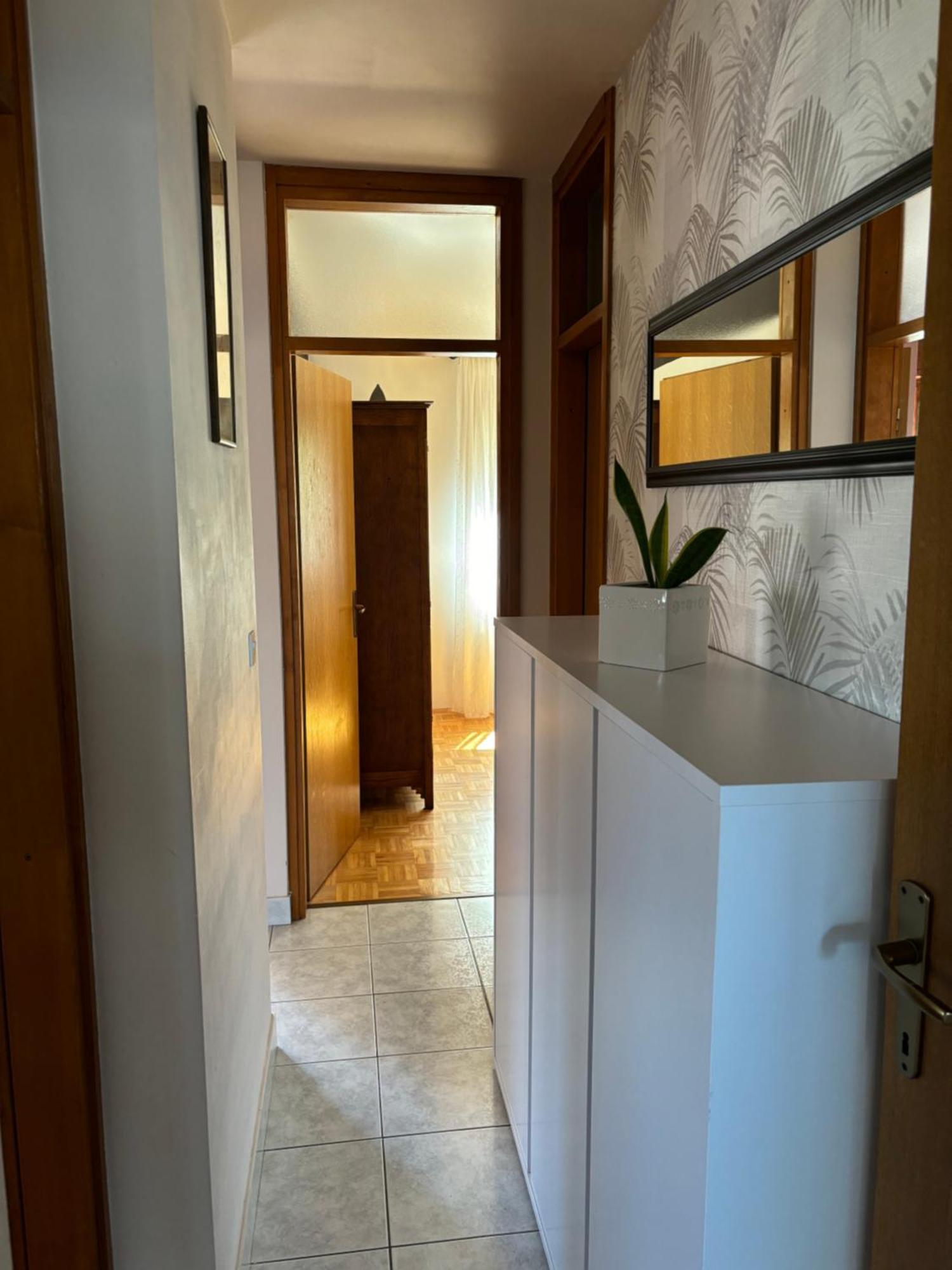 Apartment Magnolia Трогир Екстериор снимка